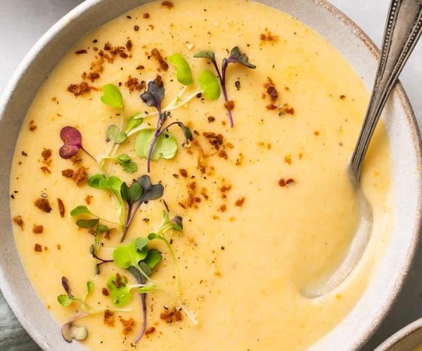 Creamy potato soup